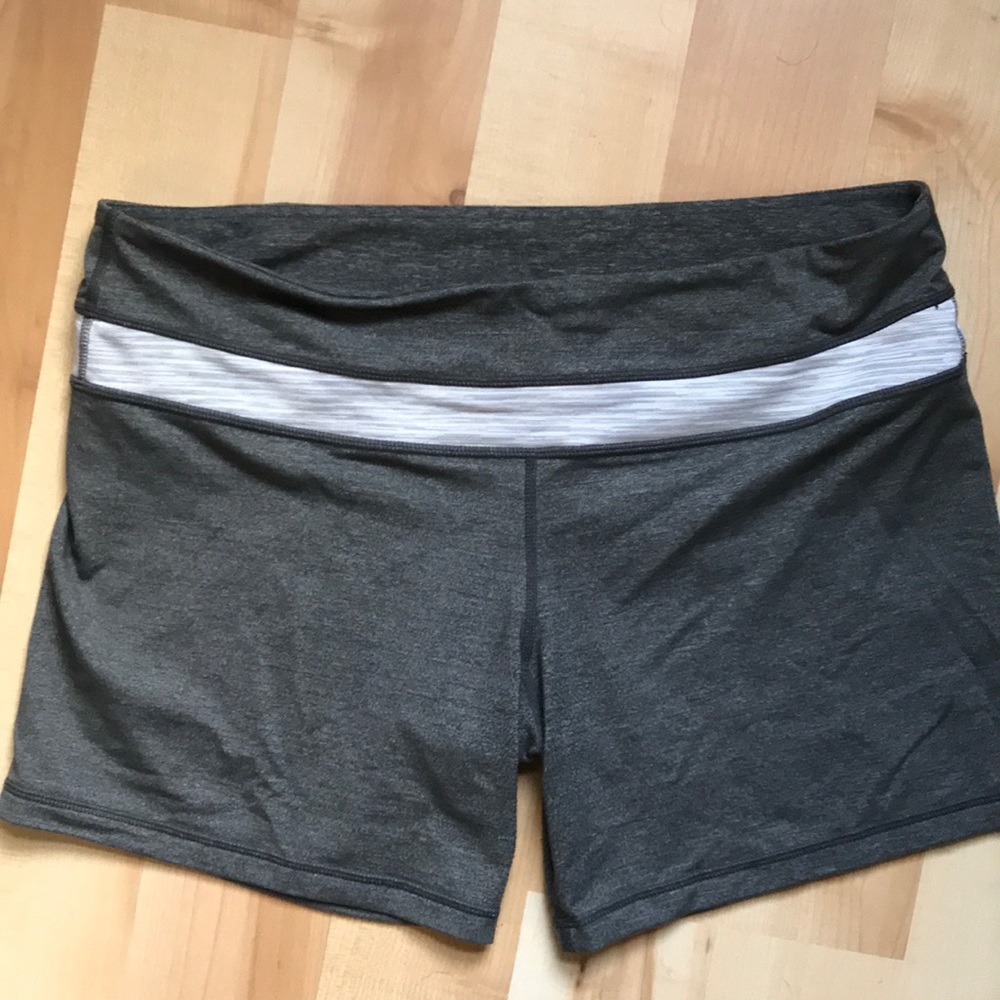 Lululemon Shorts Size 12 Grey